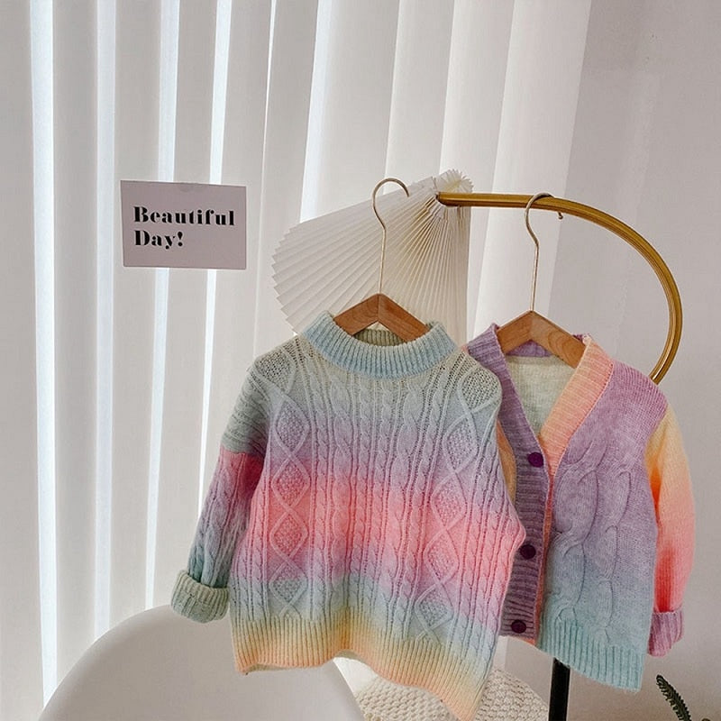 Tie-Dye Rainbow Pullover